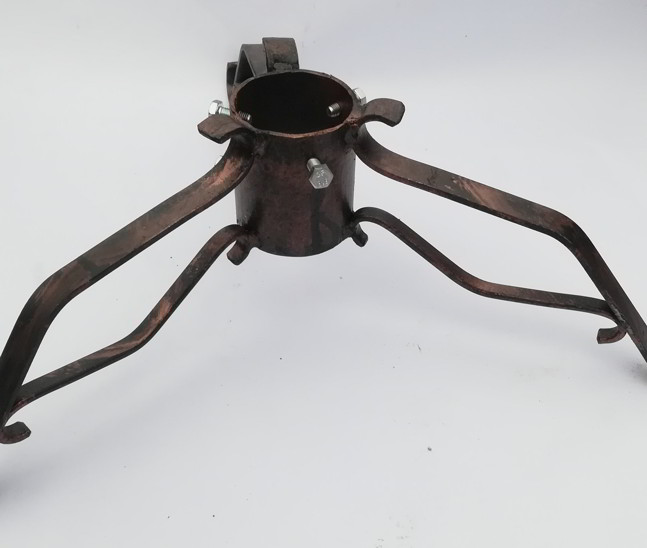 olcs&oacute; kar&aacute;csonyfa talp